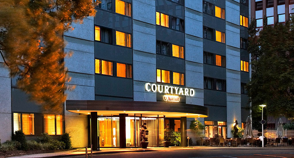 Courtyard By Marriott Duesseldorf Seestern Exterior foto